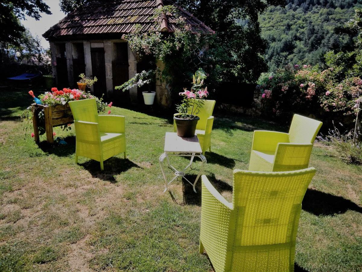 Un Petit Coin De Paradis Gluiras ภายนอก รูปภาพ